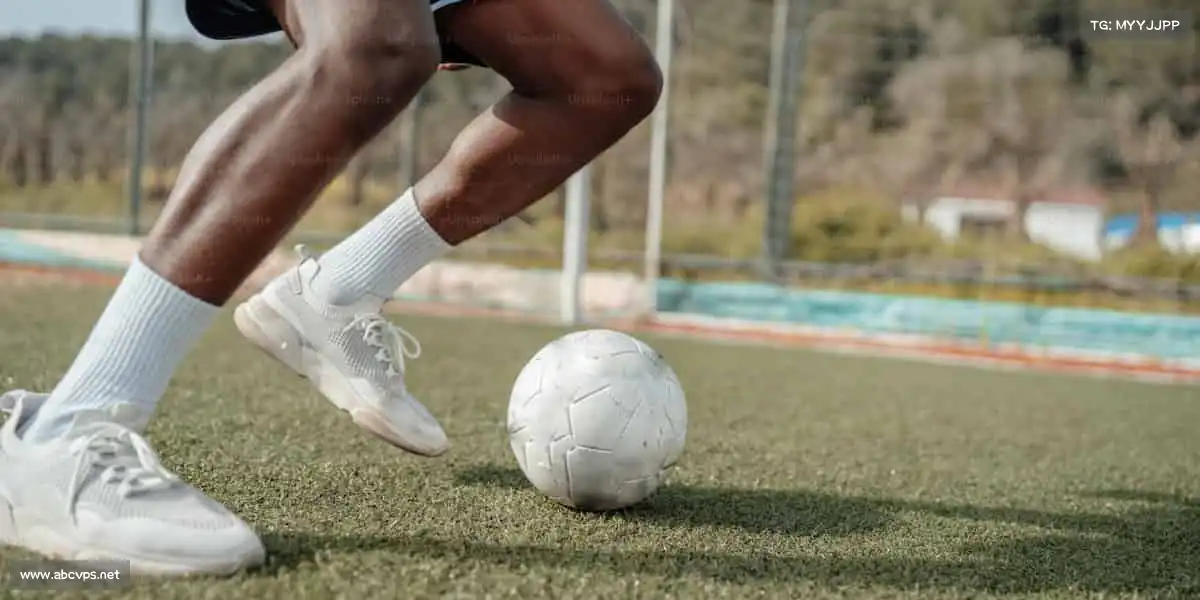 南宫NG28🥅守门是责任，射门是信念 —— 足球场上，每一刻都充满奇迹！